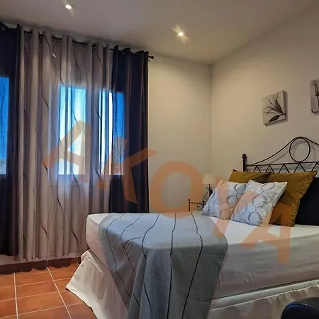 Cayola Akoya Conserjeria, Jacuzzi Prive Et Holiday home Empuriabrava